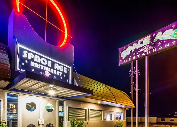 Lodge Western Space Age *