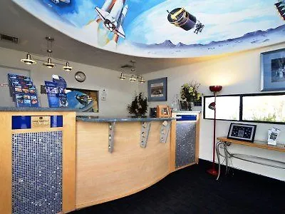 Lodge Western Space Age