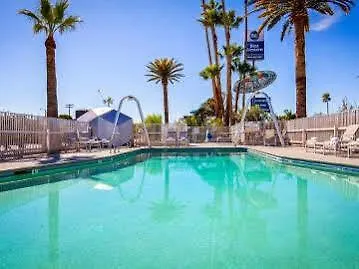 Western Space Age Lodge